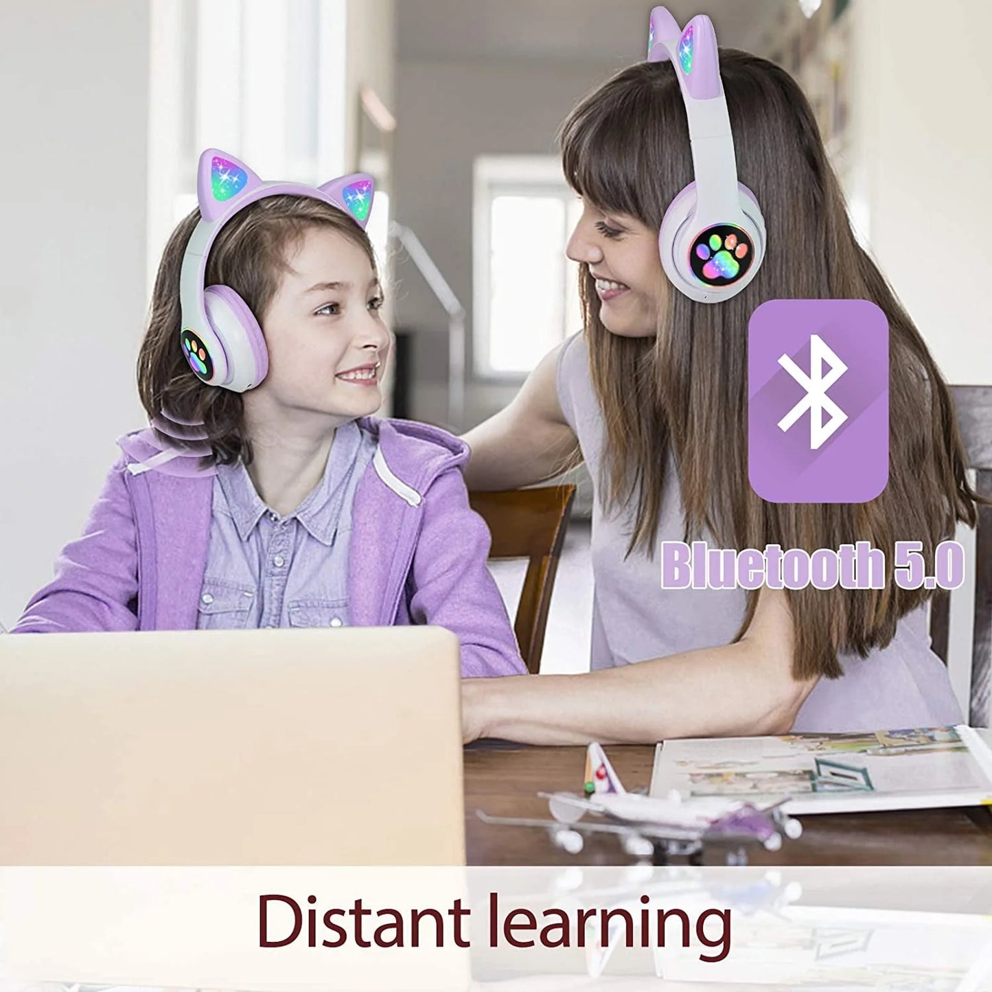Kids Headphones, Cat Ear Wireless Headphones, LED Light up Kids Bluetooth Headphones over on Ear W/Microphone for School